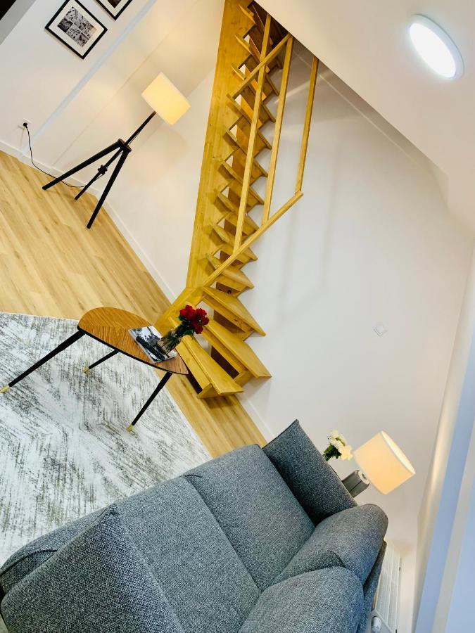 Hotel, Apartament Pod Zlotym Lwem W Samym Centrum Miasta Z Darmowym Parkingiem VII كوادسكوم المظهر الخارجي الصورة